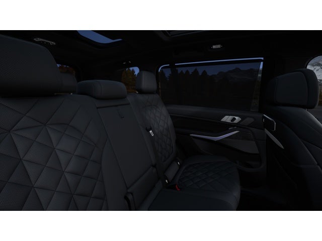 2027 BMW X7 Base
