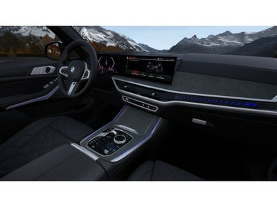 2027 BMW X7 Base
