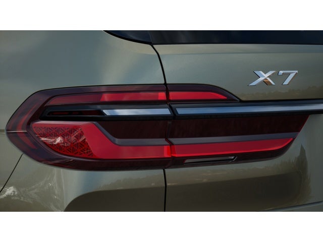 2026 BMW X7 Base