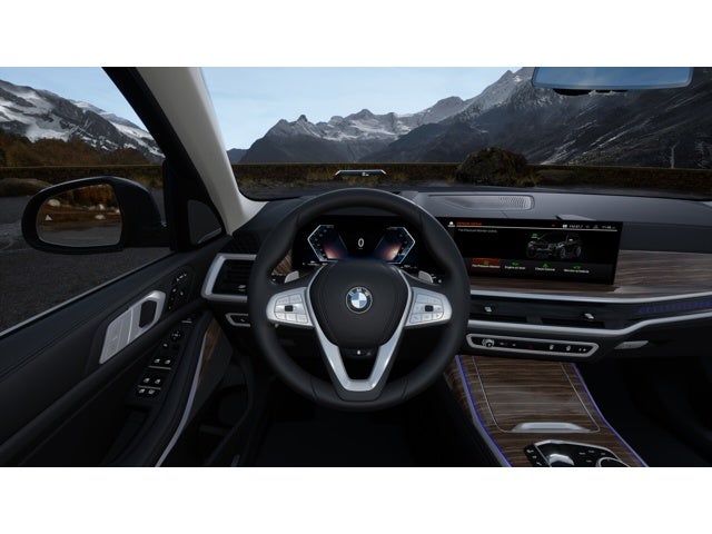 2027 BMW X7 Base