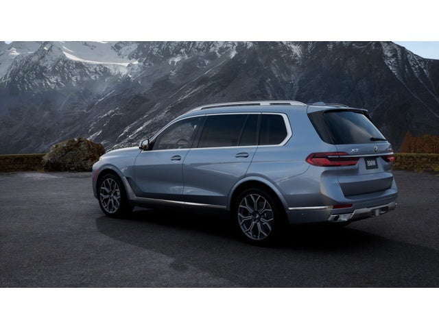 2027 BMW X7 Base