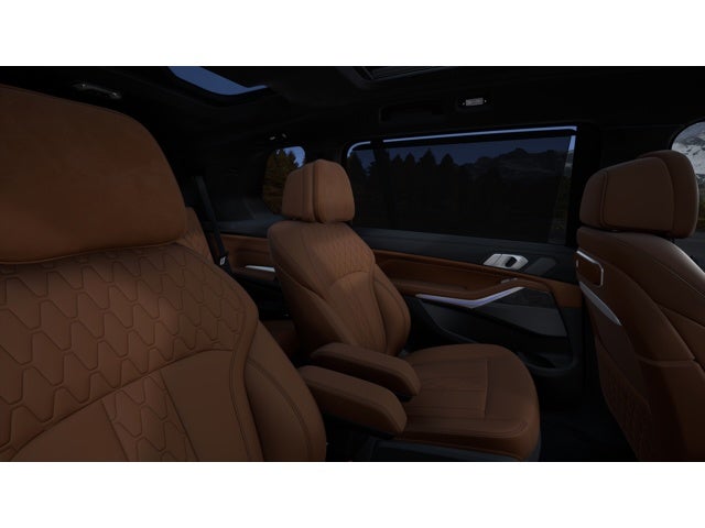 2027 BMW X7 Base