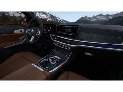2027 BMW X7 Base