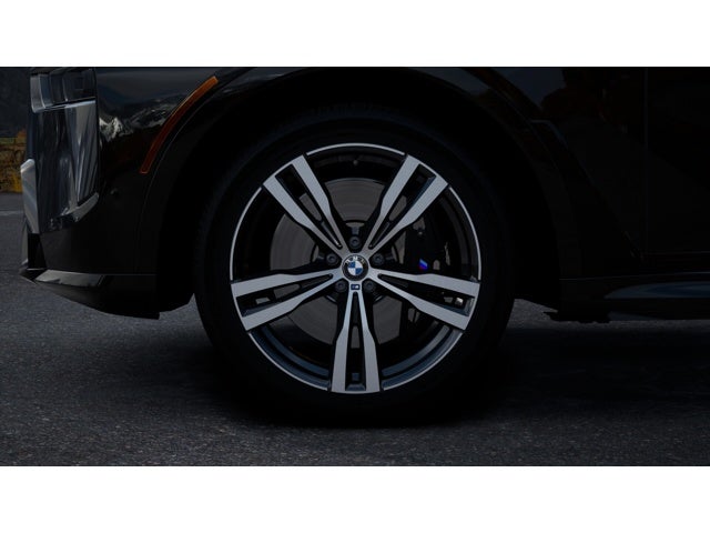 2027 BMW X7 Base