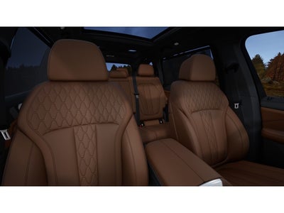 2027 BMW X7 Base
