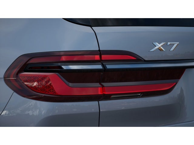 2027 BMW X7 Base