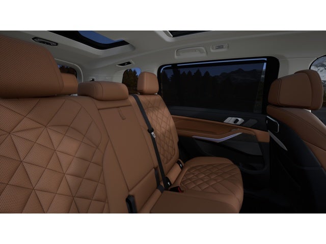 2027 BMW X7 Base