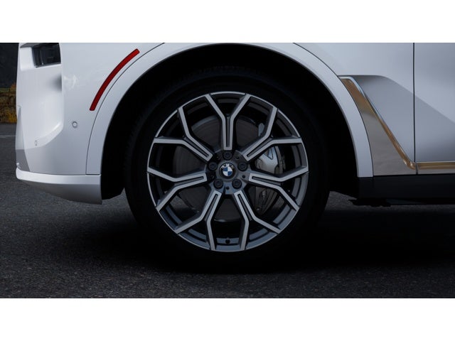2027 BMW X7 Base
