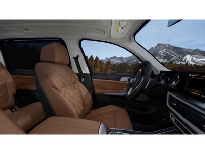 2027 BMW X7 Base