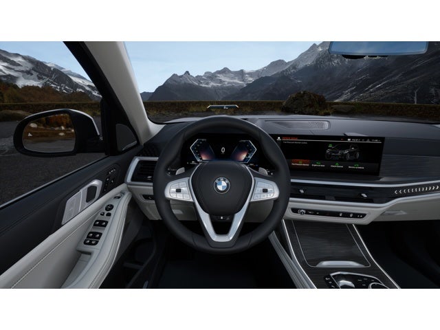 2026 BMW X7 Base