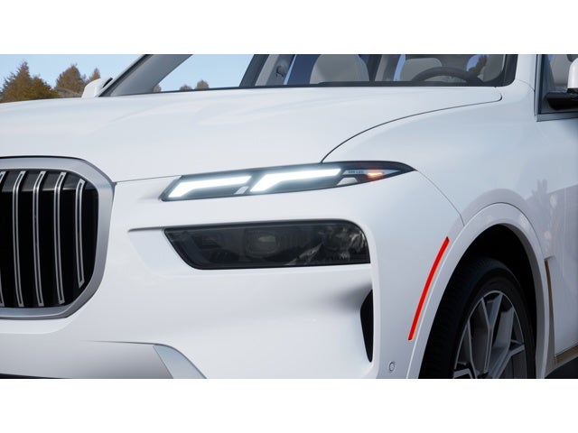 2026 BMW X7 Base