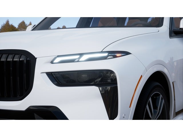 2027 BMW X7 Base