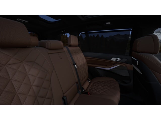 2027 BMW X7 Base