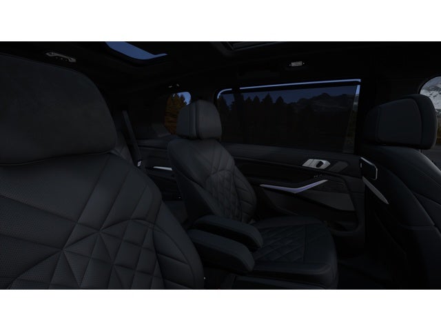 2027 BMW X7 Base