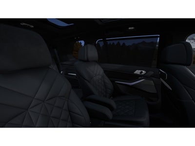 2027 BMW X7 Base