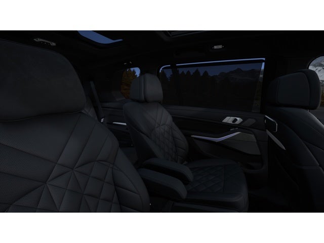 2027 BMW X7 Base