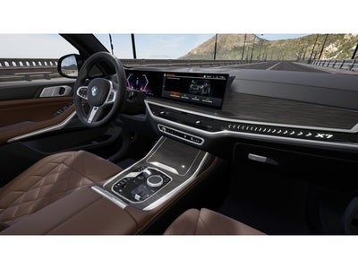 2026 BMW X7 Base