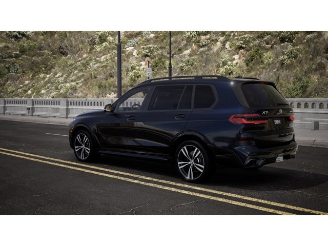 2026 BMW X7 Base