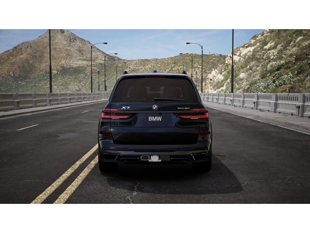 2026 BMW X7 Base