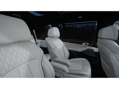 2027 BMW X7 Base
