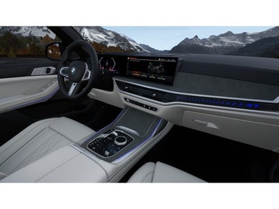 2027 BMW X7 Base