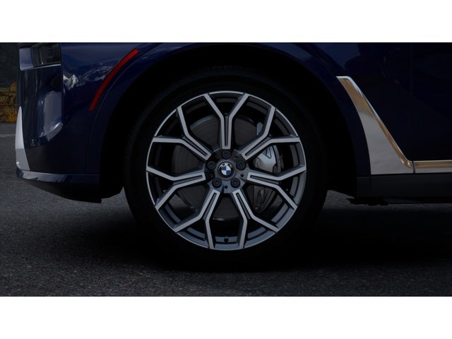2027 BMW X7 Base