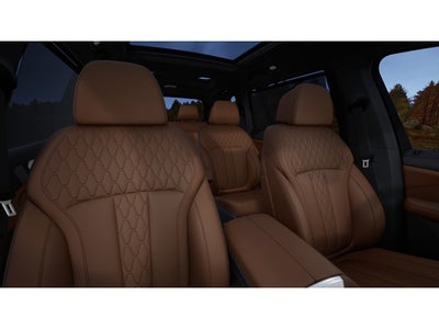 2027 BMW X7 Base