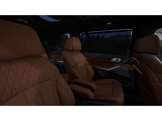 2027 BMW X7 Base