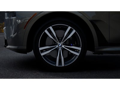 2027 BMW X7 Base