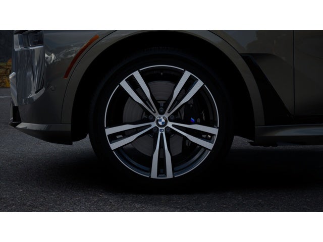 2027 BMW X7 Base
