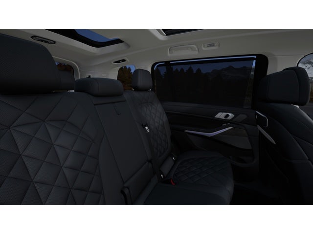 2027 BMW X7 Base