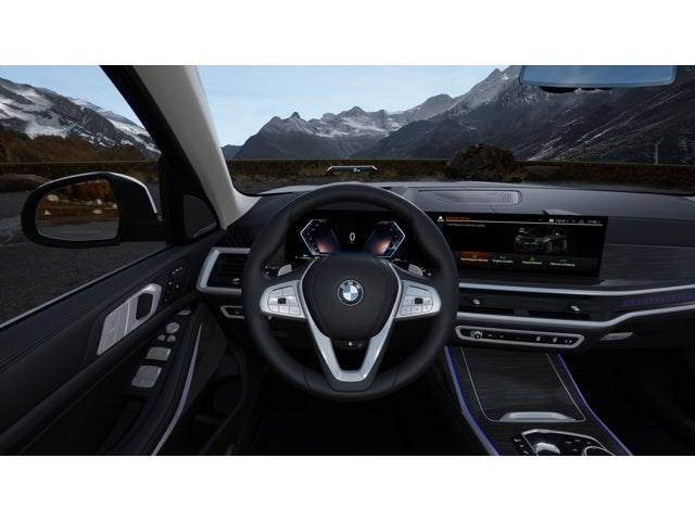 2027 BMW X7 Base