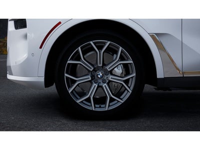 2027 BMW X7 Base