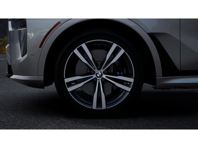 2027 BMW X7 Base