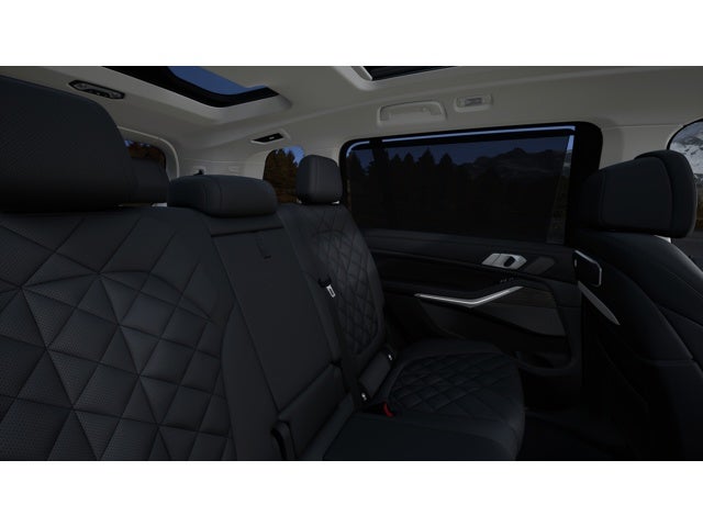 2026 BMW X7 Base