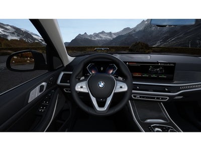 2026 BMW X7 Base