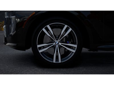 2027 BMW X7 Base