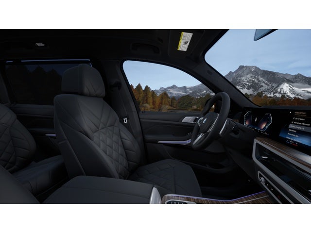 2027 BMW X7 Base