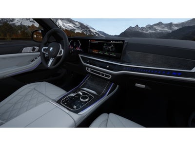 2027 BMW X7 Base