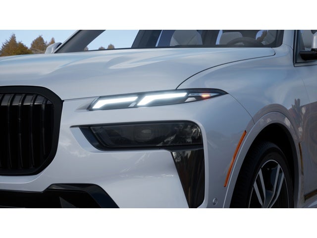 2027 BMW X7 Base