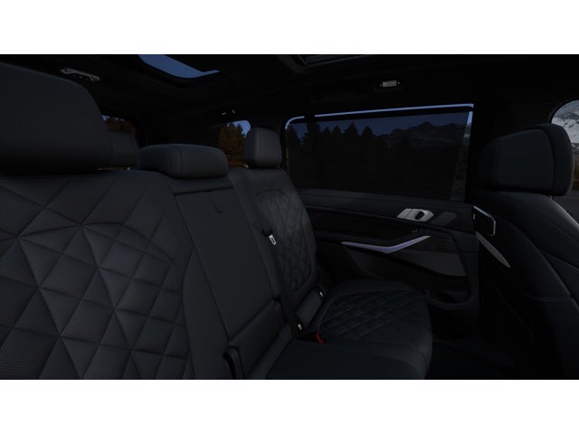 2027 BMW X7 Base