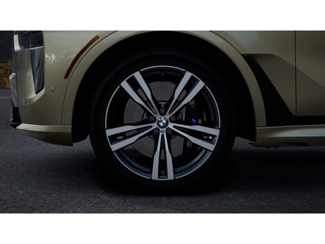 2027 BMW X7 Base