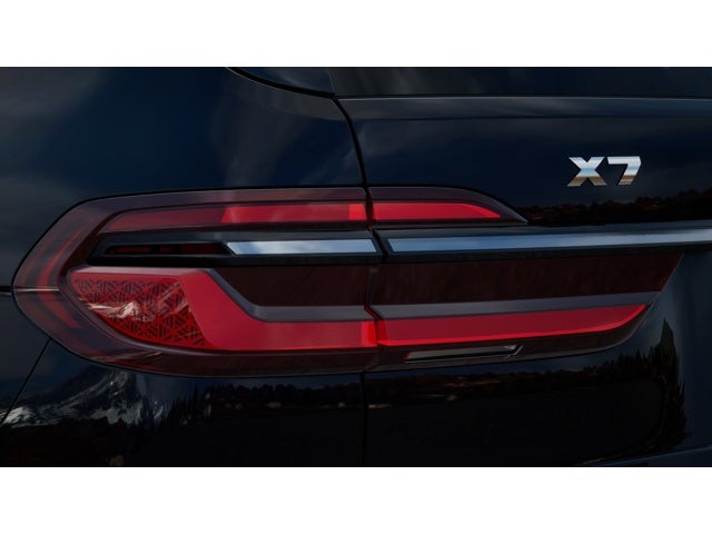 2027 BMW X7 Base