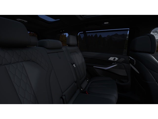 2027 BMW X7 Base