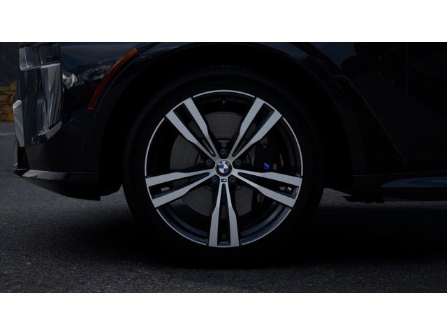 2027 BMW X7 Base