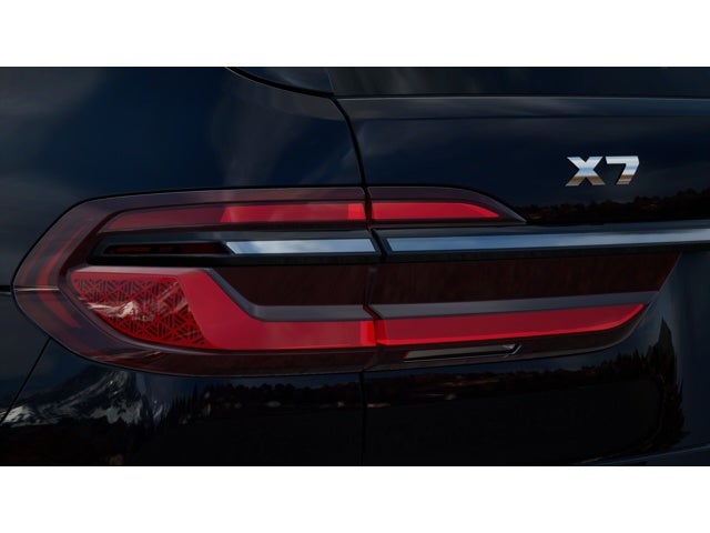 2027 BMW X7 Base