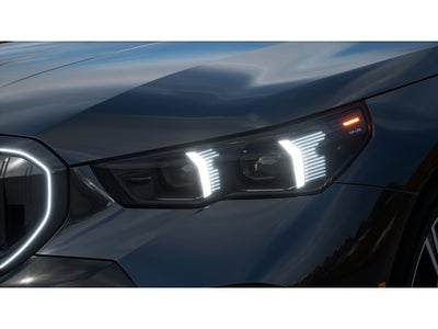 2027 BMW 550e Base