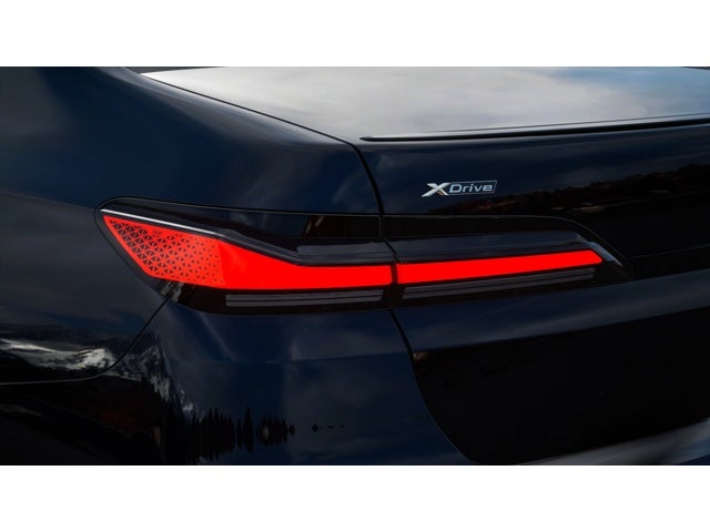 2026 BMW 760i Base