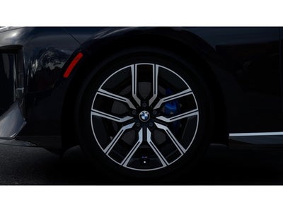 2027 BMW 740i Base