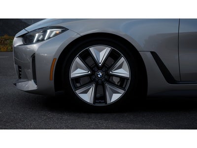 2026 BMW i4 Base